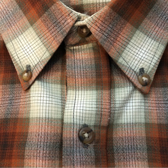 Pendleton Vintage 100% Virgin Wool Button Down Shirt Plaid Men’s Size Large - Picture 3 of 6